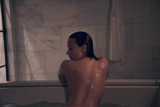 Full leaked Demi lovato page private onlyfans photo