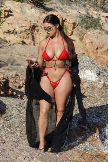 Demi Rose