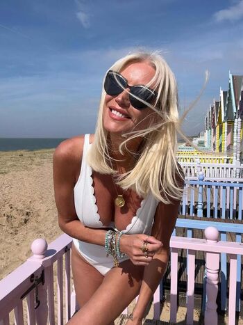 Full leaked Denise van outen page private onlyfans photo