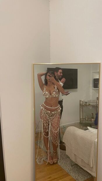 Denna Hadipour