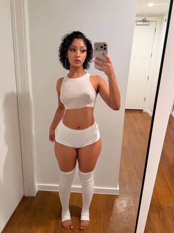 Full leaked Desiiofficiall private onlyfans photo