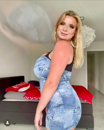 Full leaked Desiree reichmuth page private onlyfans photo