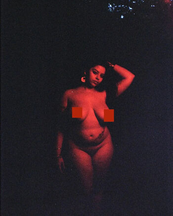 Full leaked Desiresdiary private onlyfans photo