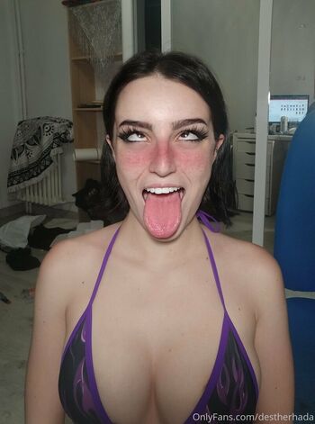 Full leaked Destherhada private onlyfans photo