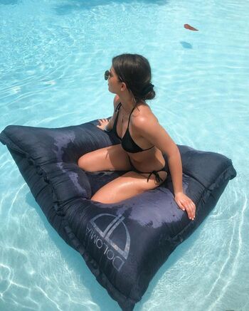 Full leaked Develique page private onlyfans photo