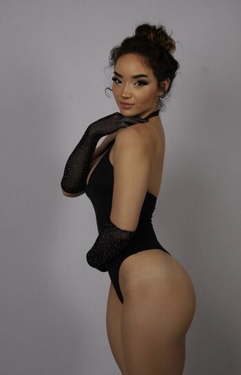 Full leaked Devorah ozburn page private onlyfans photo