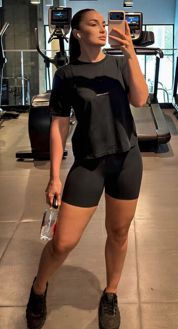 Full leaked Diana avsaragova page private onlyfans photo