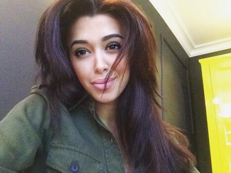 Diana Khamadeh