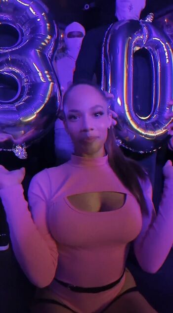 Full leaked Diana lawrence page private onlyfans photo