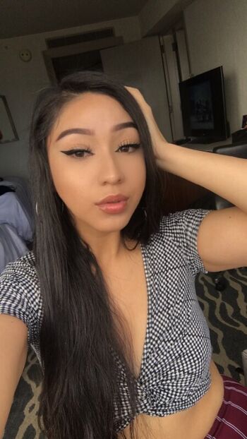 Full leaked Diemonds x private onlyfans photo
