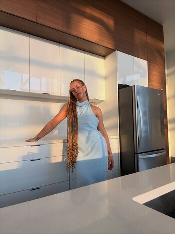 Full leaked Dina szekeres private onlyfans photo