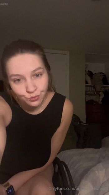 Full leaked Disabled girls private onlyfans photo