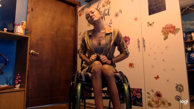 Full leaked Disabled girls page private onlyfans photo