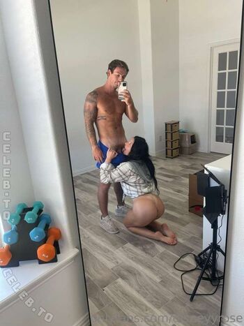 Full leaked Disneyyrose private onlyfans photo