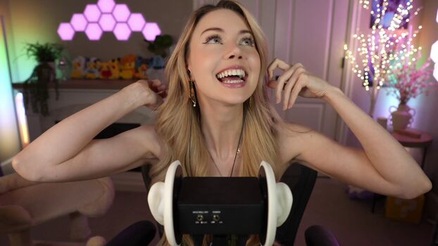 Full leaked Dizzykitten page private onlyfans photo