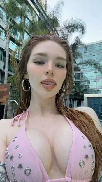 Dj Adrivnna