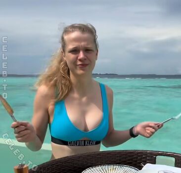 Full leaked Djanesintica private onlyfans photo