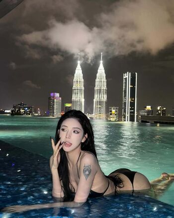 Full leaked Djyuemusic private onlyfans photo