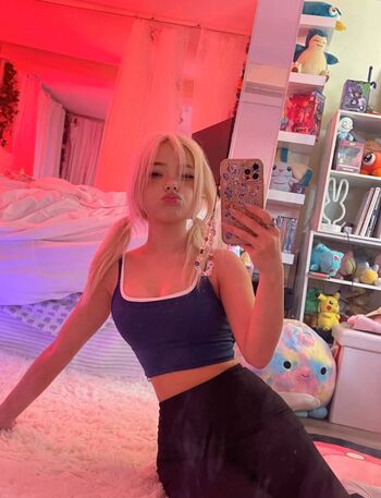Full leaked Dollblush private onlyfans photo