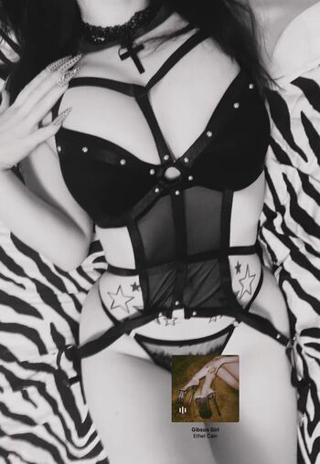 Full leaked Dollparts private onlyfans photo