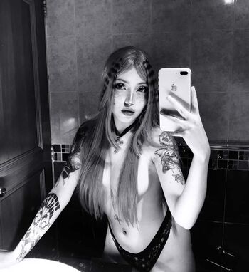 Full leaked Dollyghost private onlyfans photo