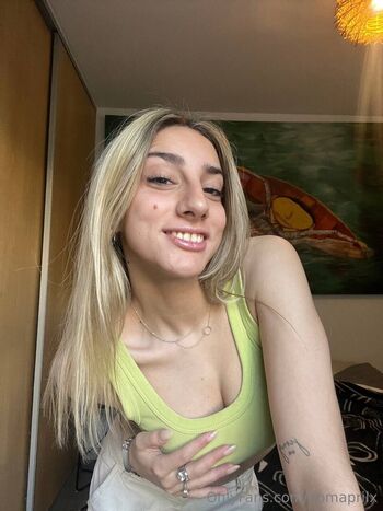 Full leaked Domaprilx private onlyfans photo