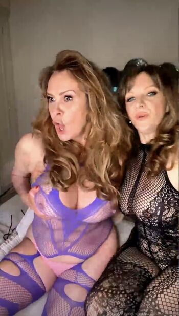 Full leaked Donna ewin  page private onlyfans photo