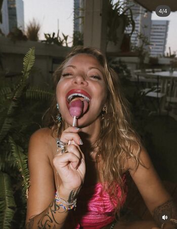 Full leaked Doully private onlyfans photo