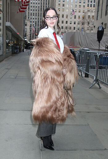 Full leaked Dove cameron page private onlyfans photo