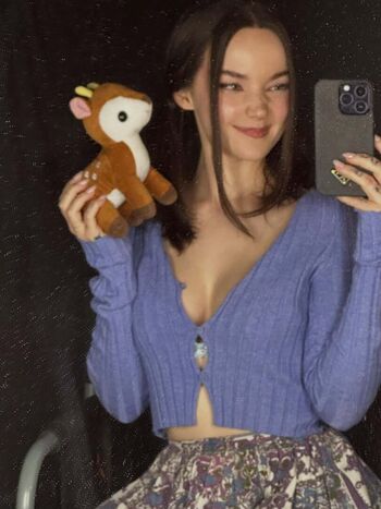 Full leaked Dove cameron page private onlyfans photo