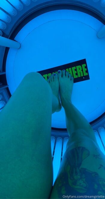 Full leaked Dream girl ellie page private onlyfans photo