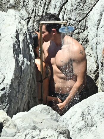 Full leaked Dua lipa  page private onlyfans photo