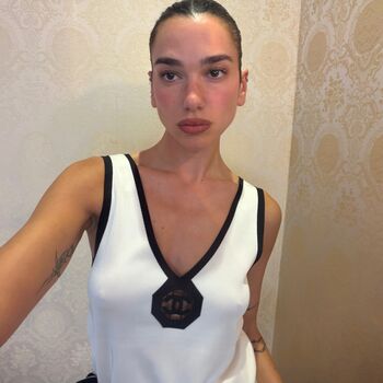Full leaked Dua lipa  page private onlyfans photo