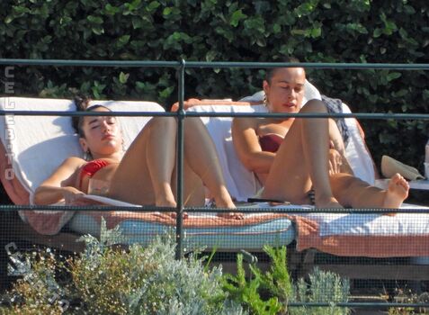 Full leaked Dua lipa private onlyfans photo