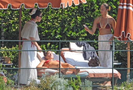 Full leaked Dua lipa private onlyfans photo