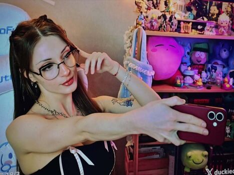 Full leaked Duckiedoll private onlyfans photo