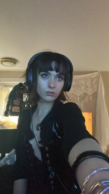 Full leaked Dyremarxx private onlyfans photo
