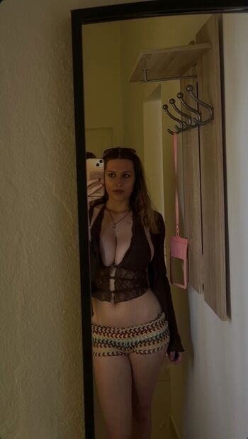 Full leaked Eden ostrowski private onlyfans photo