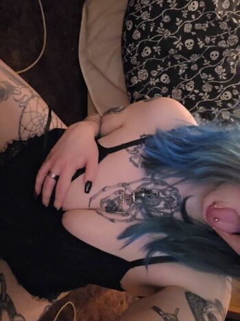 Full leaked Edgyallanpoe private onlyfans photo