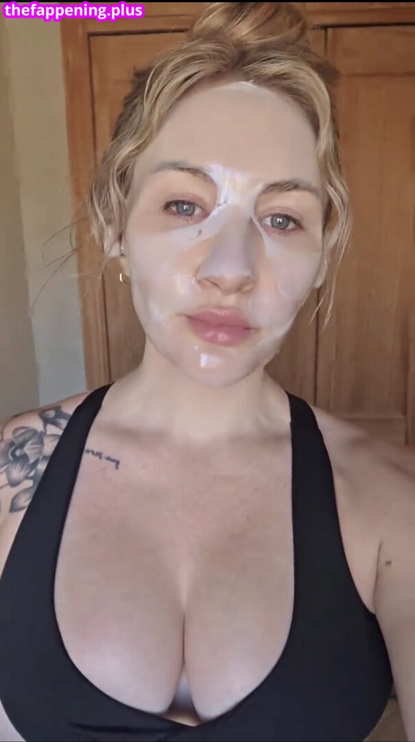 Eeerinleigh / erineeveefree Photo OnlyFans Nu #32
