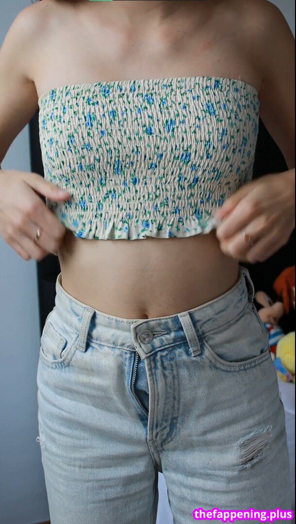 Honey-KissXe / _eloiseevans / eeloiseevans Nahá OnlyFans fotografie #48
