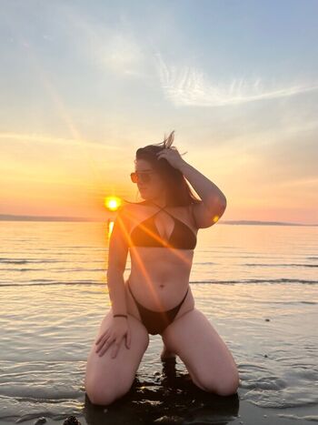 Full leaked Eeveecosplays private onlyfans photo