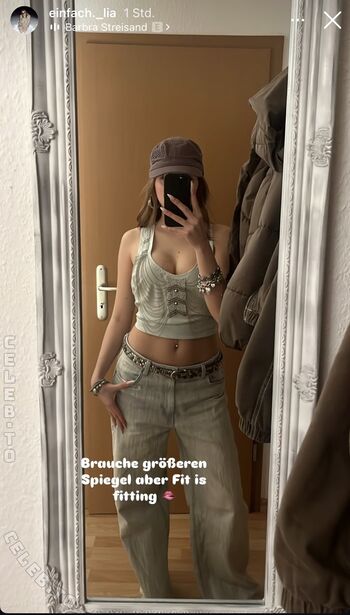 Full leaked Einfachlia private onlyfans photo