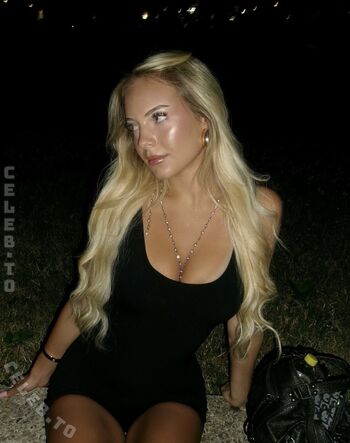 Full leaked Einmarlenchen private onlyfans photo