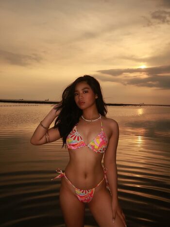 Full leaked Elara lyyy page private onlyfans photo