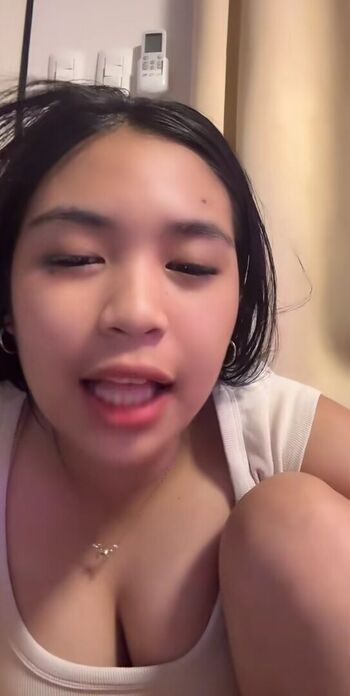 Full leaked Elara lyyy private onlyfans photo
