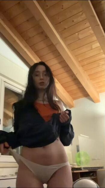 Full leaked Elastygvrl private onlyfans photo