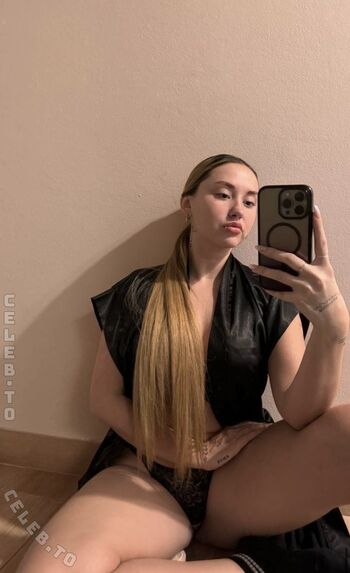 Full leaked Elena sky private onlyfans photo