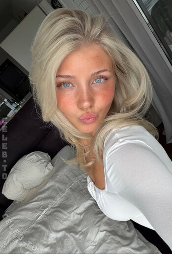Full leaked Elena zoe private onlyfans photo