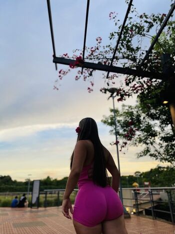 Full leaked Elenveron private onlyfans photo